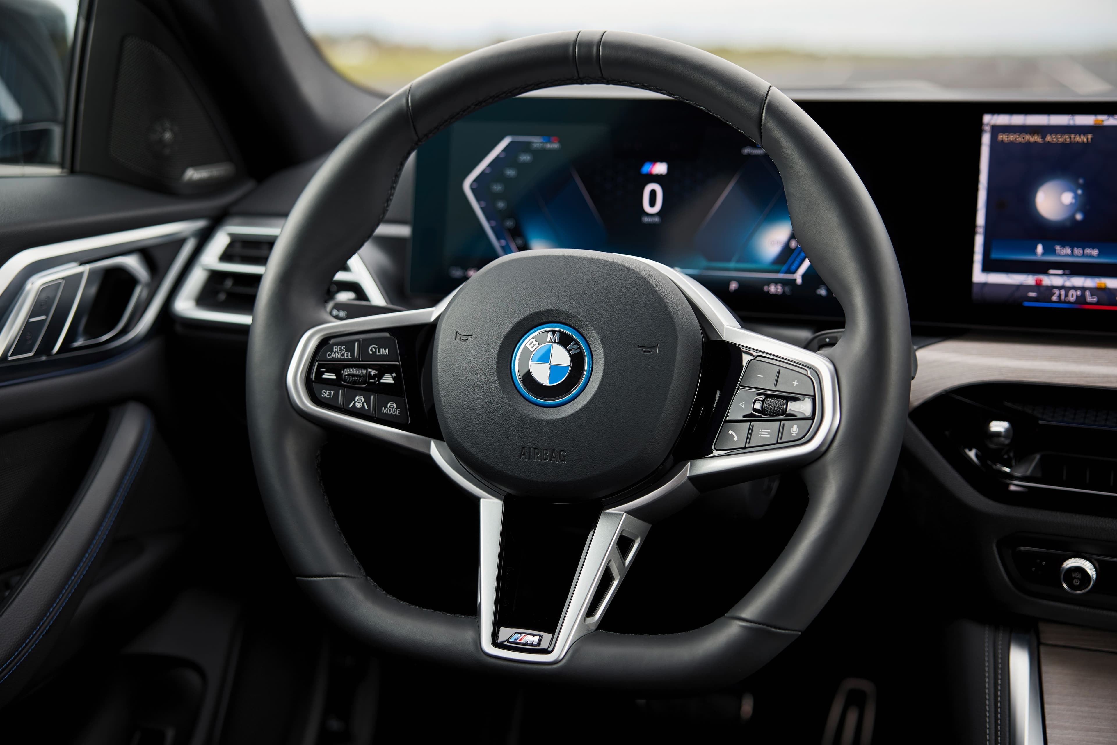 Ecrã curvo BMW
