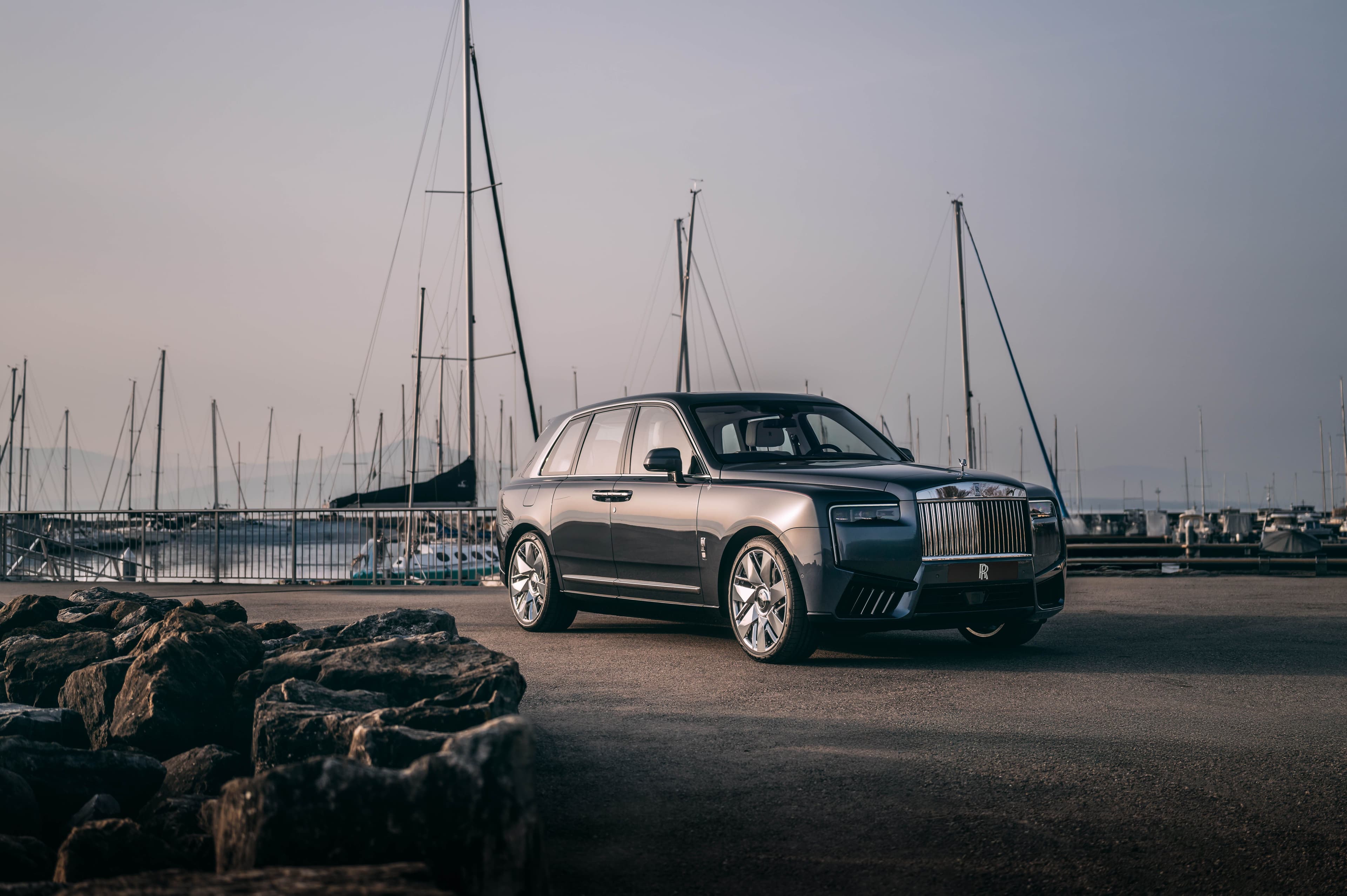 Rolls-Royce: onde a excelência encontra a sofisticação.
